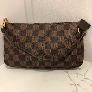 Louis Vuitton Pouchette Damier Ebene Clutch